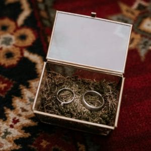 Ringendoosje goud