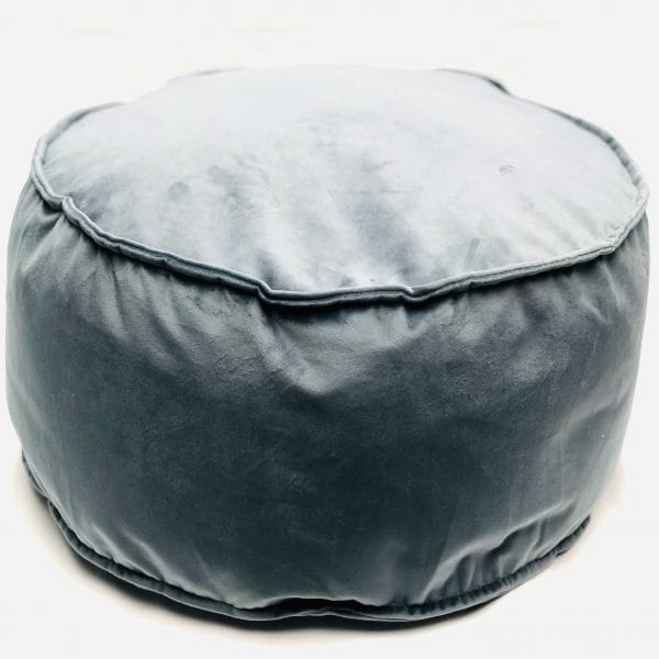 Poef velvet blauwgrijs